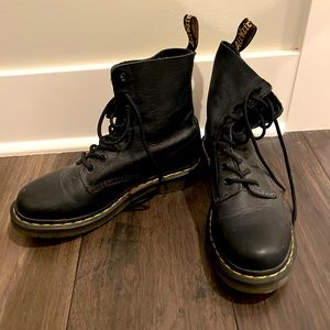 Authentic Black Dr. Martins size 8. Worn twice